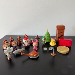 A Christmas Story mini figurines advent calendar playset leg lamp